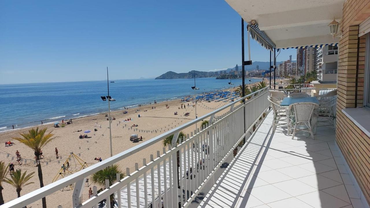 Apartamentos Mar I Vent Benidorm Esterno foto